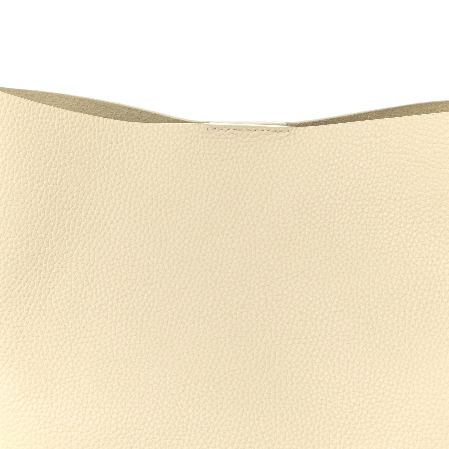 Pebbled Calfskin Everyday Cabas Avario