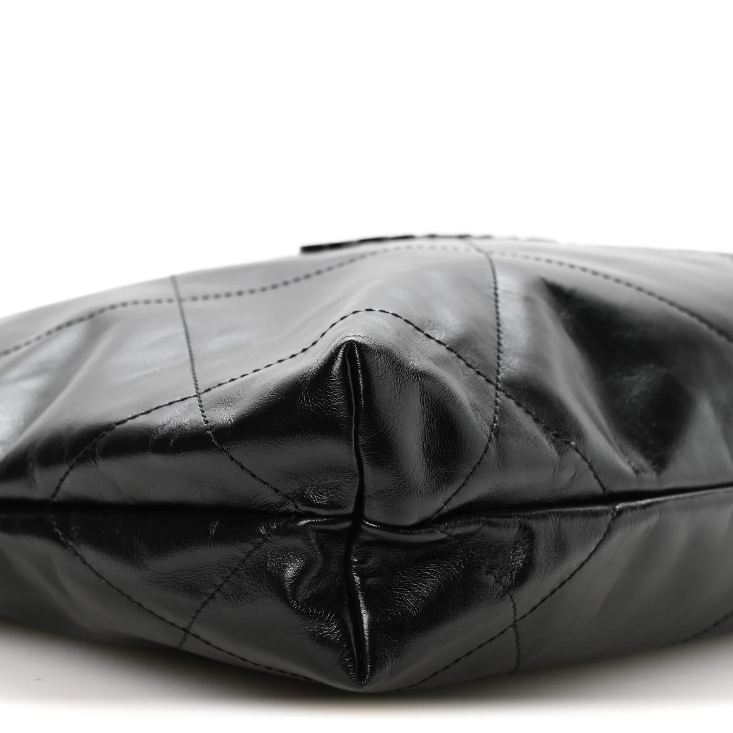 Shiny Calfskin Quilted Small Chanel 22 So Black