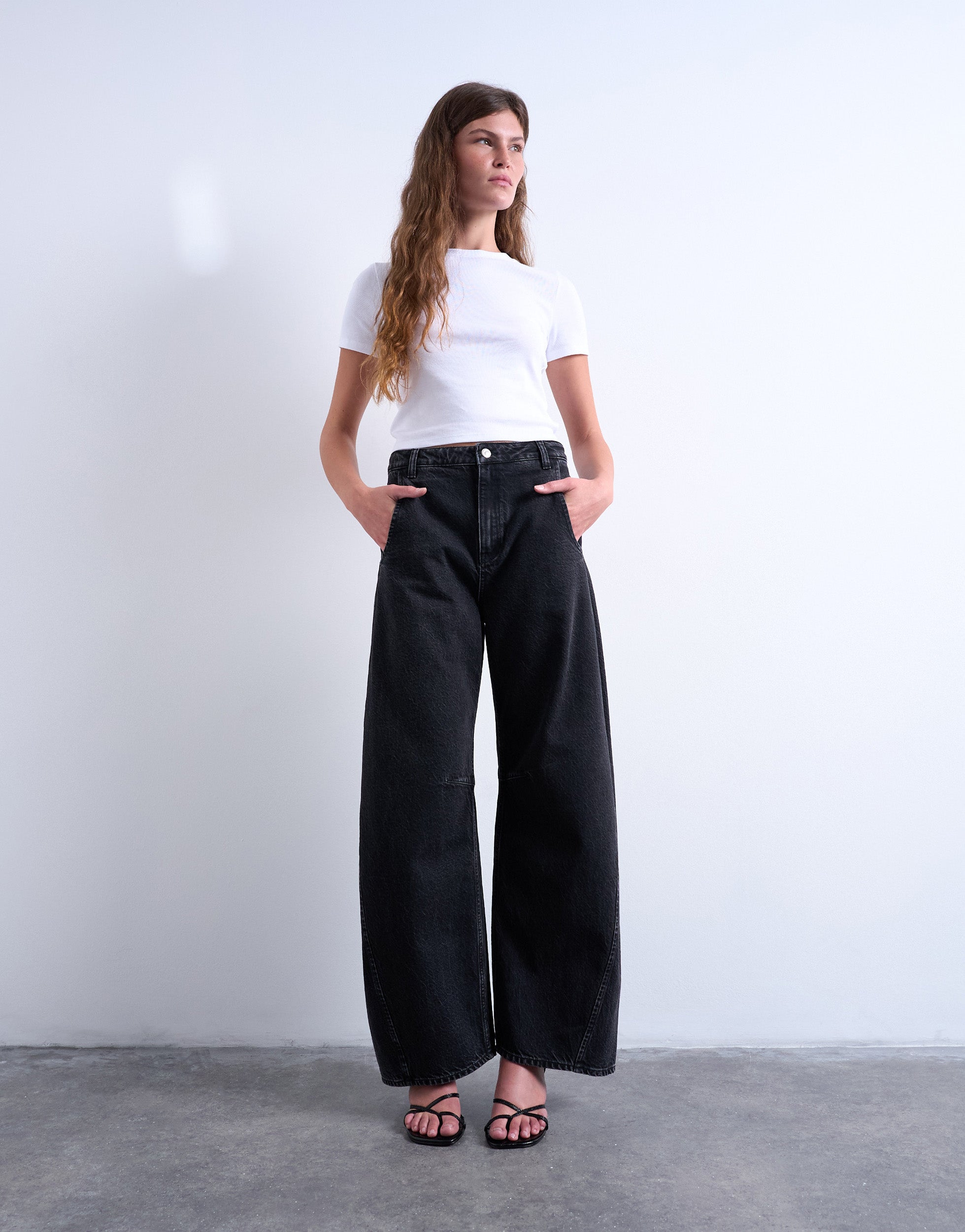VERO MODA® TSEMMA High rise Barrel Fit Jeans
