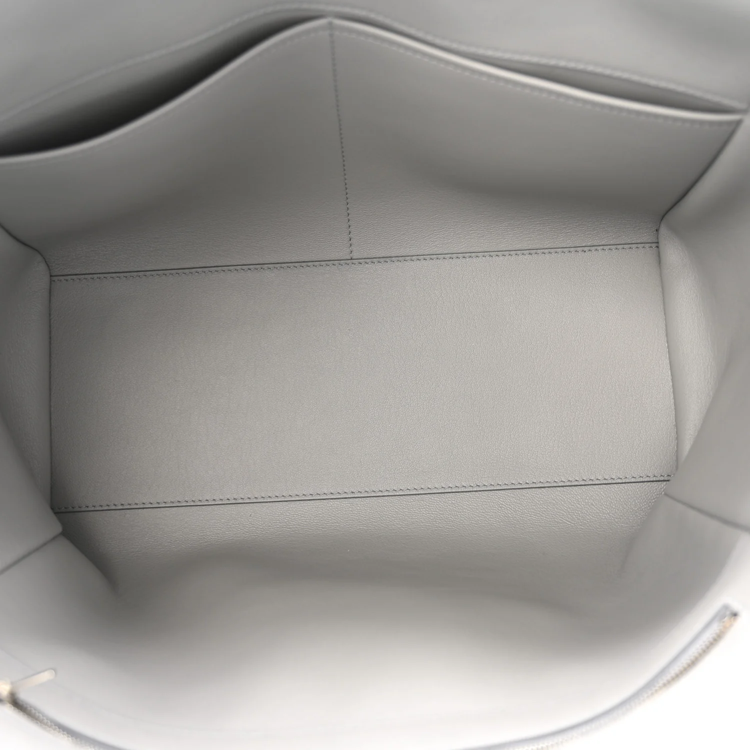 Smooth Calfskin Hampton Carry All Bag Grey