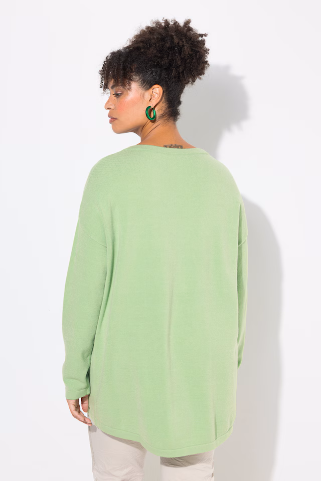 Oversized LOVE inscription sweater
