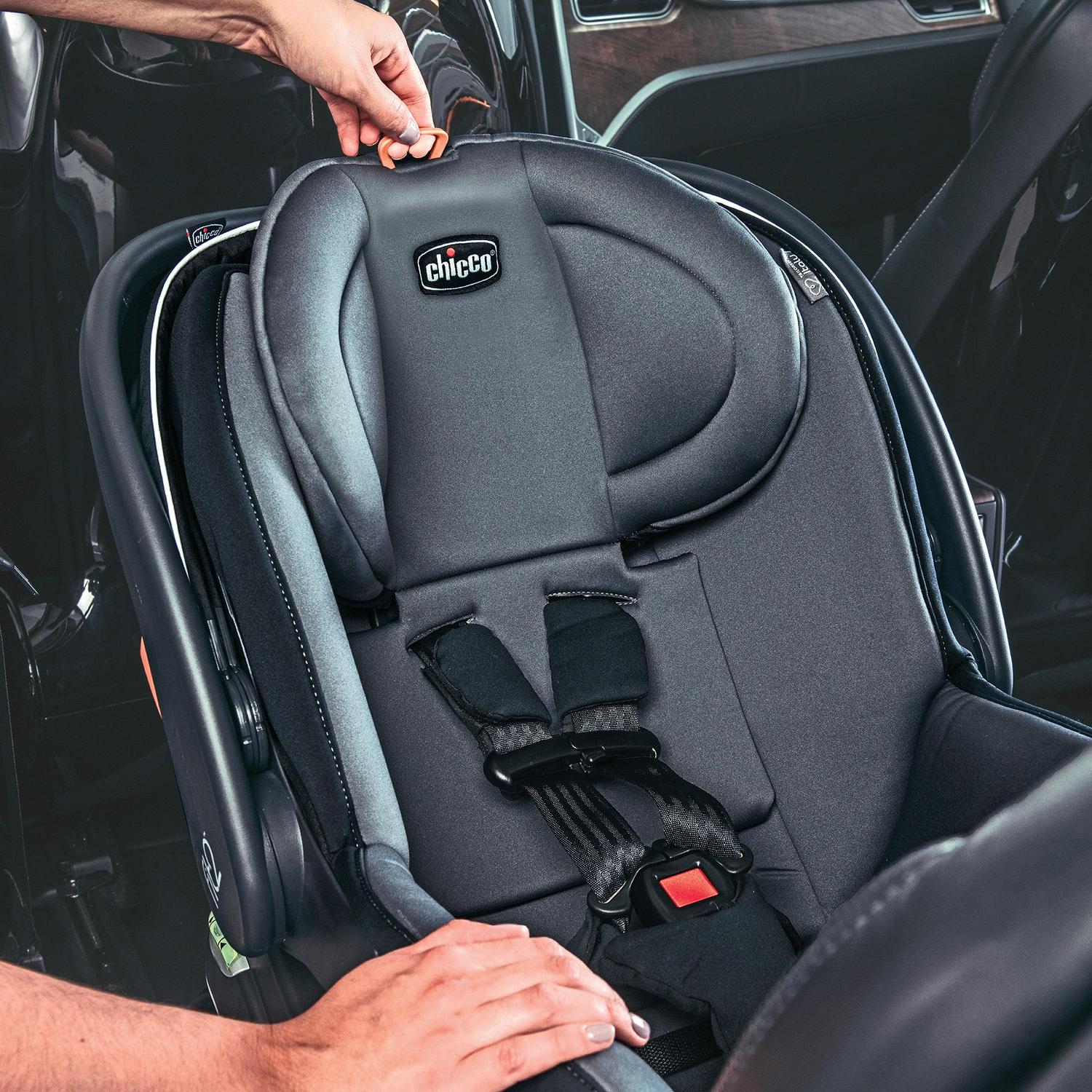 Chicco Fit2 Adapt Infant & Toddler Car Seat - Ember (Black). New