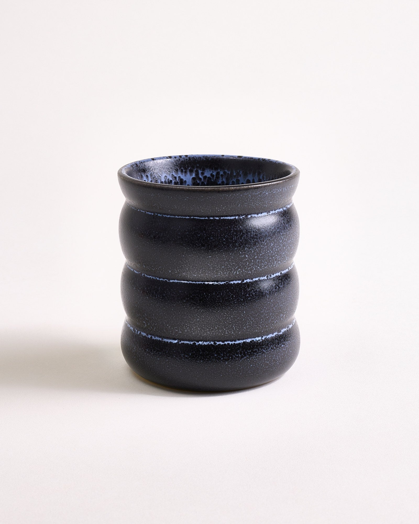 TURMALINA - LARGE CUP BUBBLE BLACK