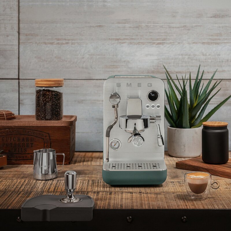 Minipro espressomaskin EMC02 1,7L emerald green
