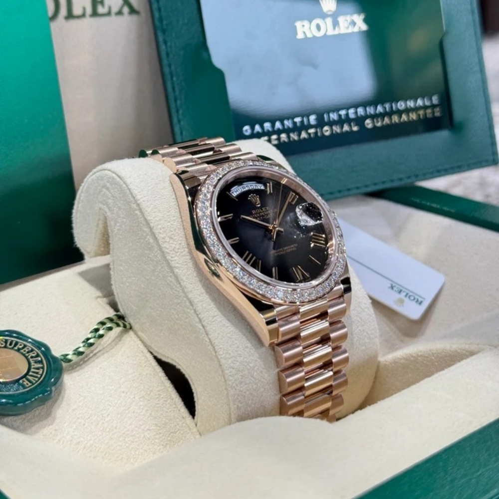 [Super Clone]RLX  Day-Date 40mm Slate Ombré Dial and Diamond Bezel 228345rbr-0025【Super Clone】
