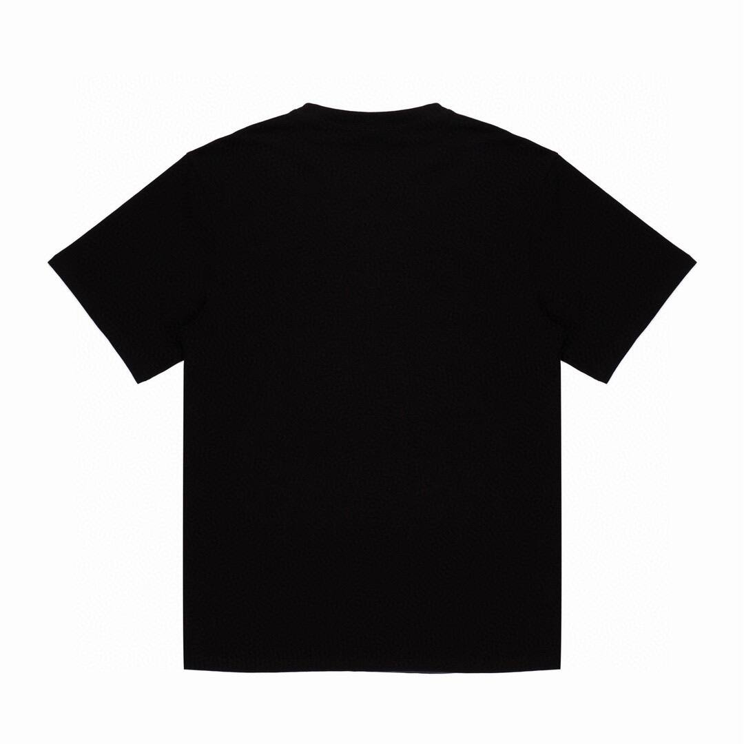 【FENDI】【在庫あり】【即日出荷】（フェンディ）男女兼用半袖Tシャツ