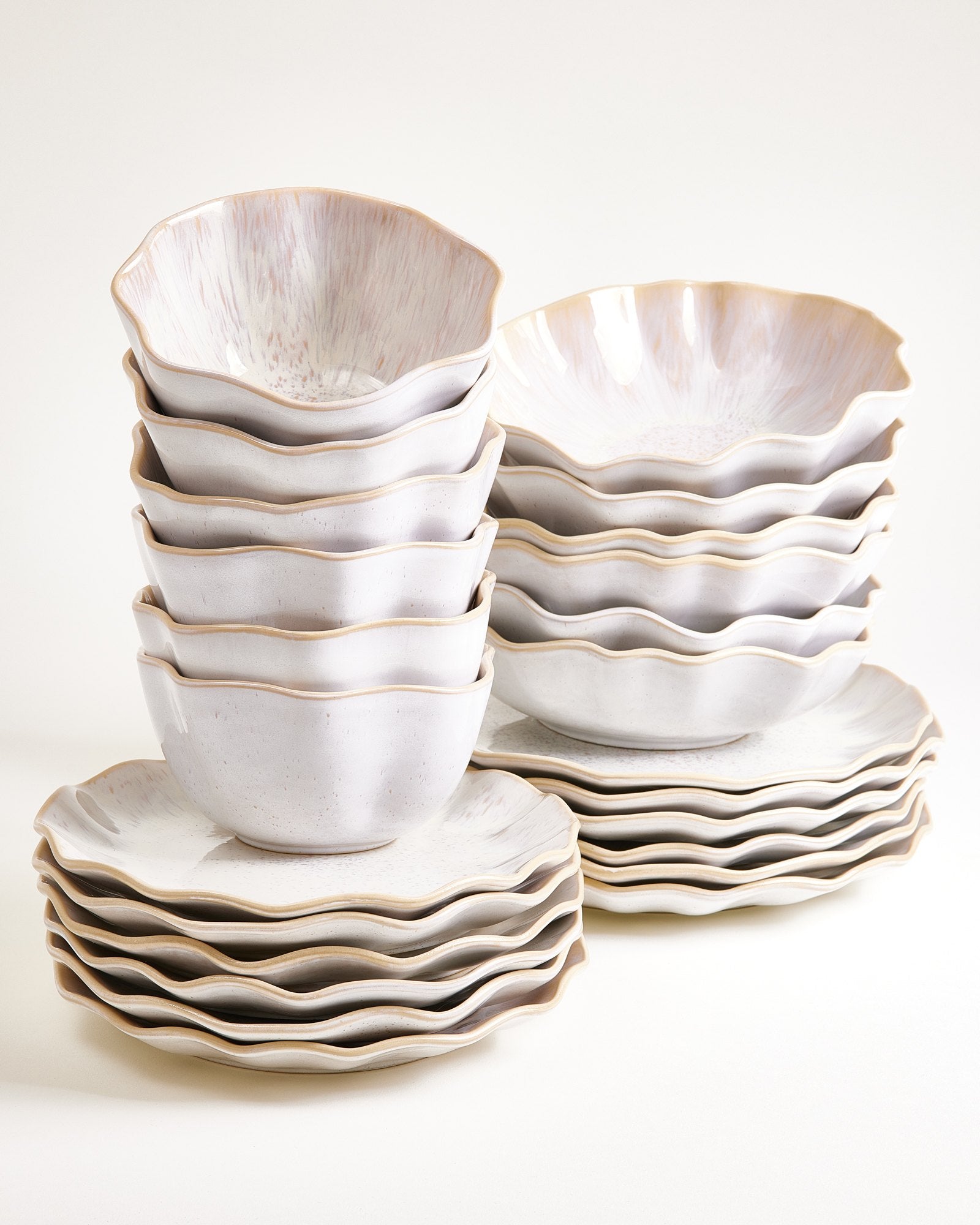 AREIA - TABLEWARE SET SHELL SAND 24 PIECES