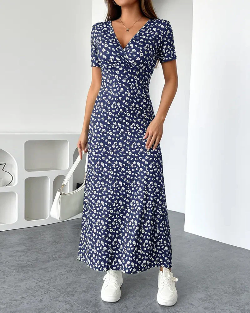 Robe moulante imprimée élégante