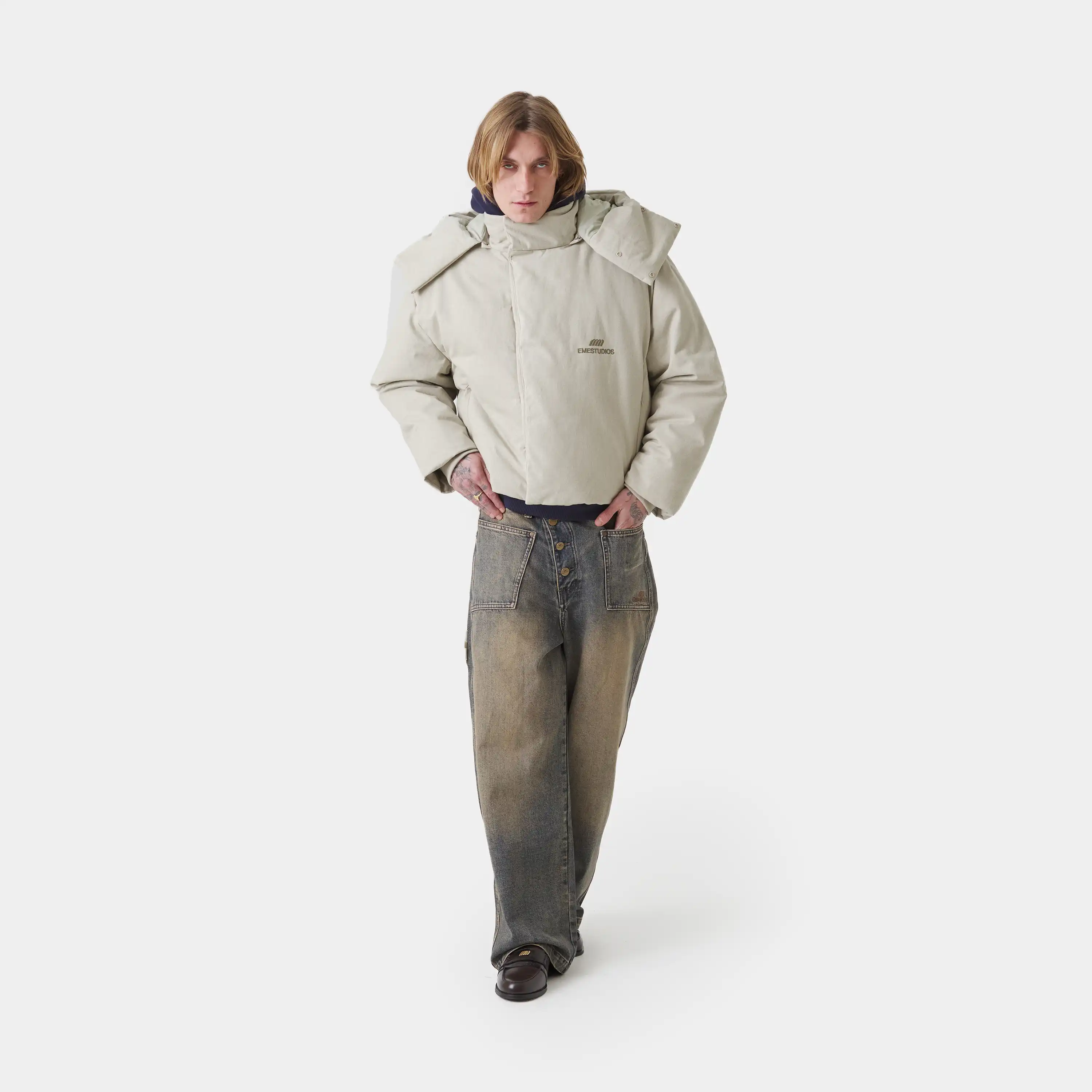 Gift Sarga Off Sand Puffer