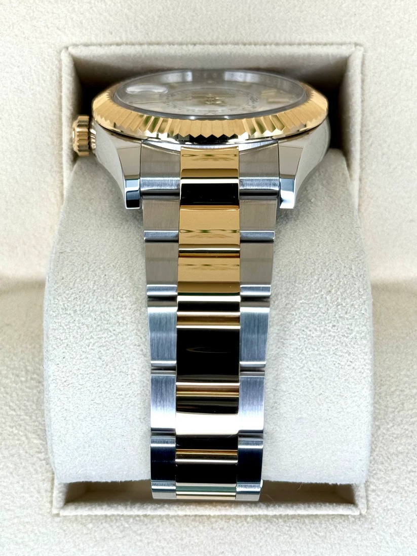 [Super Clone]RLX  Sky-Dweller 42mm Two-Tone Yellow Gold White Dial Oyster - 336933 - New 2025