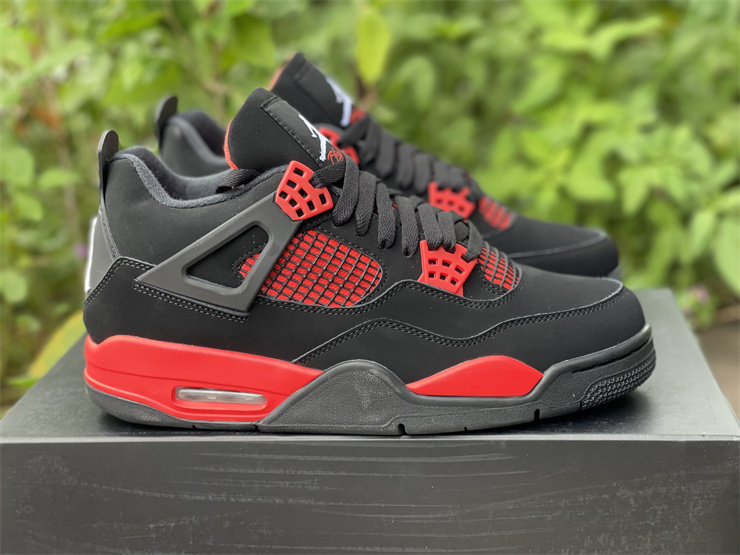 Air Jordan 4 Crimson