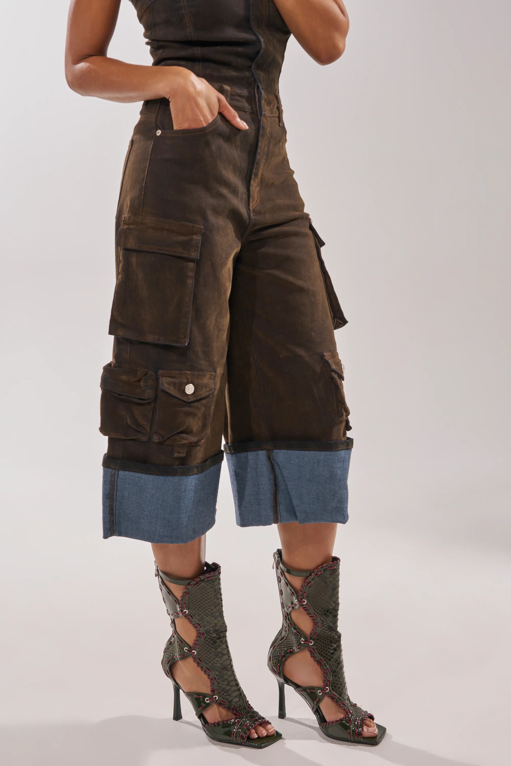 AZALEA WANG INDRANI OLIVE GLADIATOR SANDAL - Akira Store