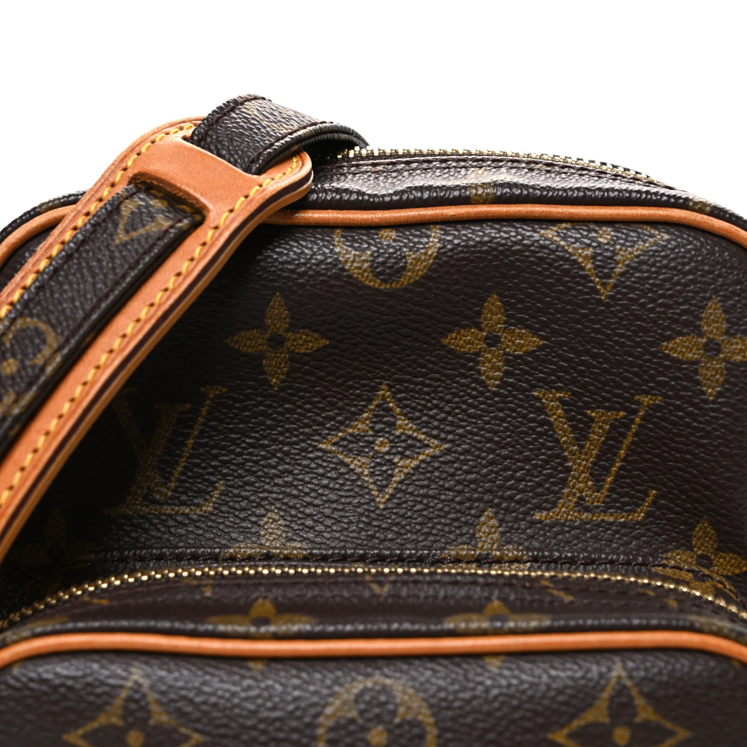 Monogram Amazone