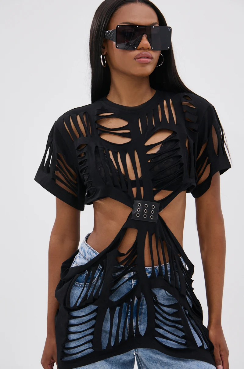 SHREDDED OVERSIZED SHORT SLEEVE TEE - Akira Store