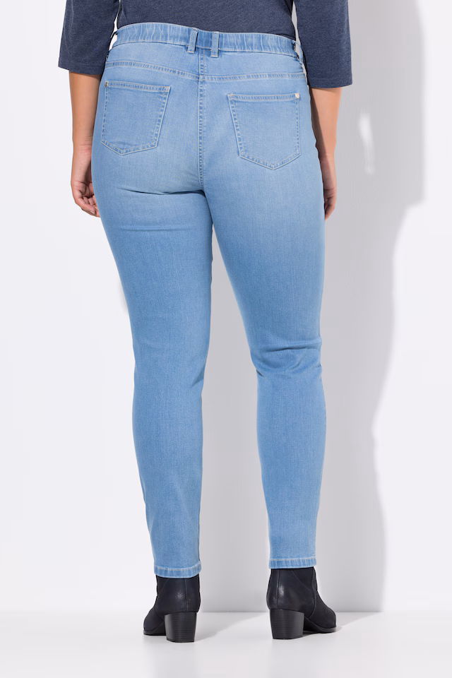 Rhinestone Detail Stretch Fit Jeans