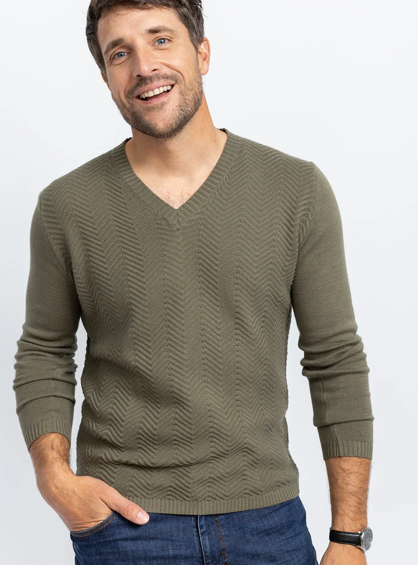 Pull homme col V chevrons en coton Vert Kaki