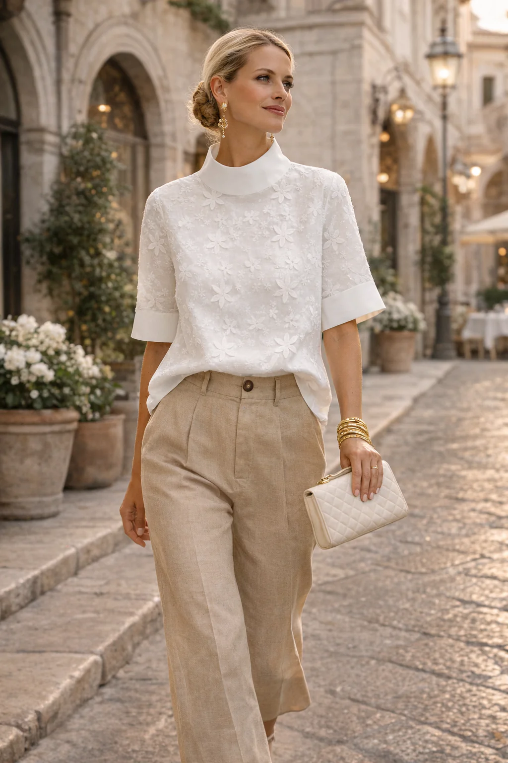 Blouse fleurie à manches courtes pour femmes