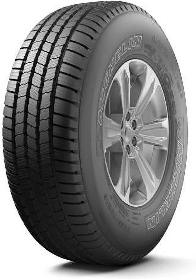 Pneu Defender LTX M/S toutes saisons LT265/60R20/E 121/118R