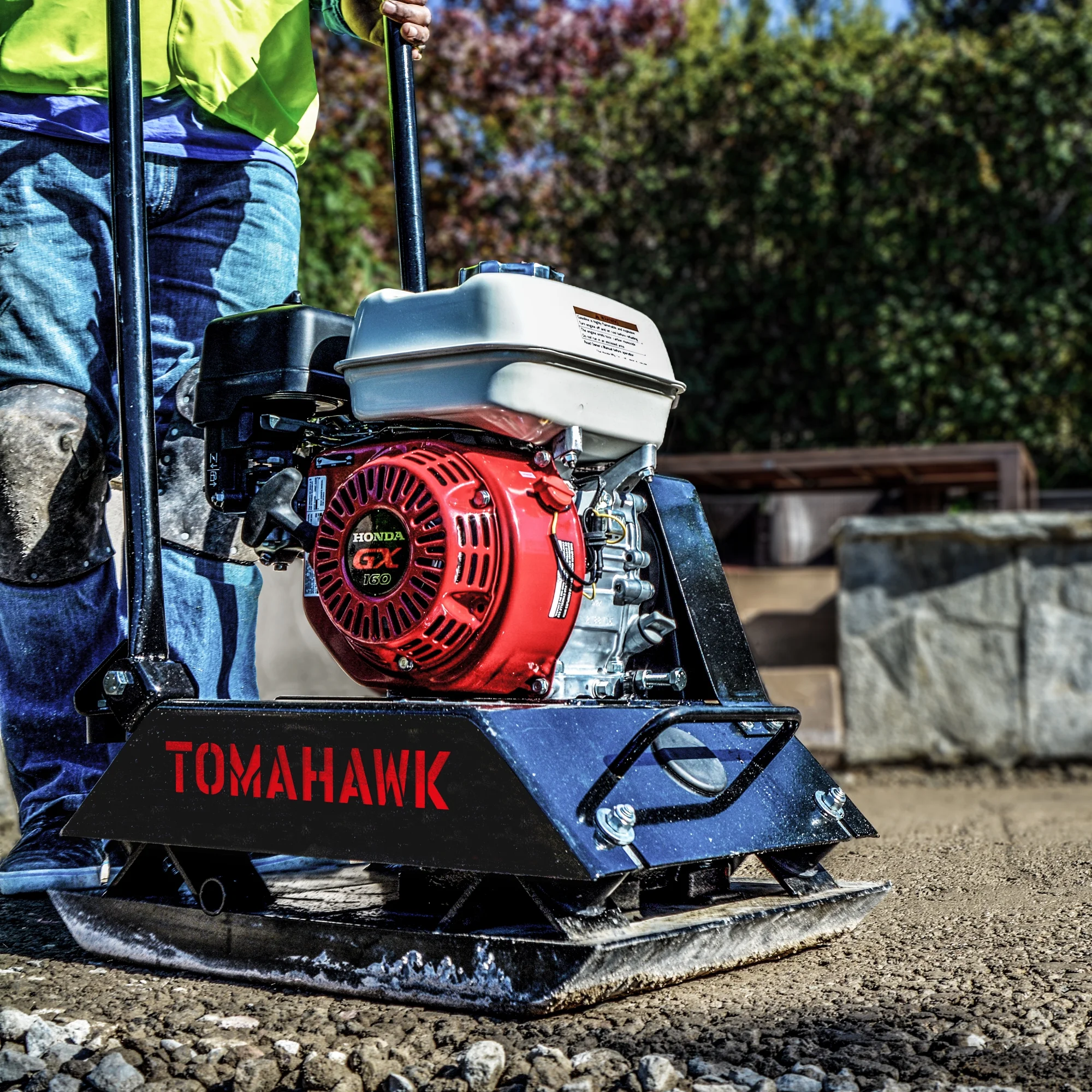 Plate Compactor 5.5 HP, 3000 lbs/ft, 63cc, Gas, 17 x 13 Plate Compactor, 5900 VPM - Image 5