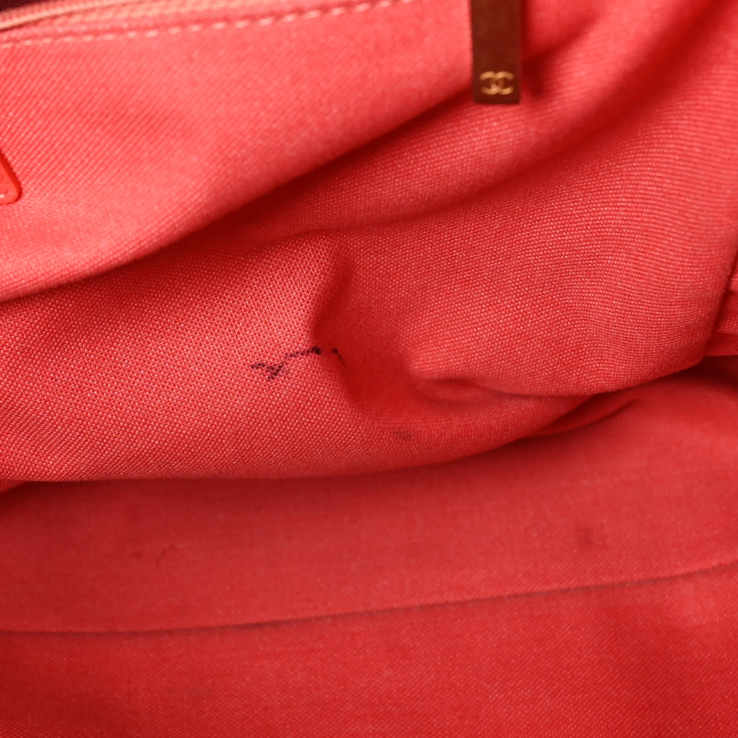 Calfskin Medium Deauville Tote Pink