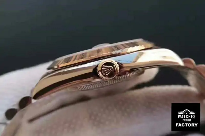 Rolex Datejust 126333 41mm Champagne Dial