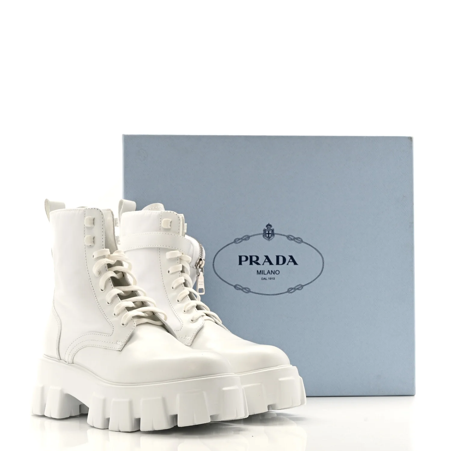 Spazzolato Rois Re-Nylon Metal Triangle Logo Monolith Pouch Pocket 55mm Boots 40 White