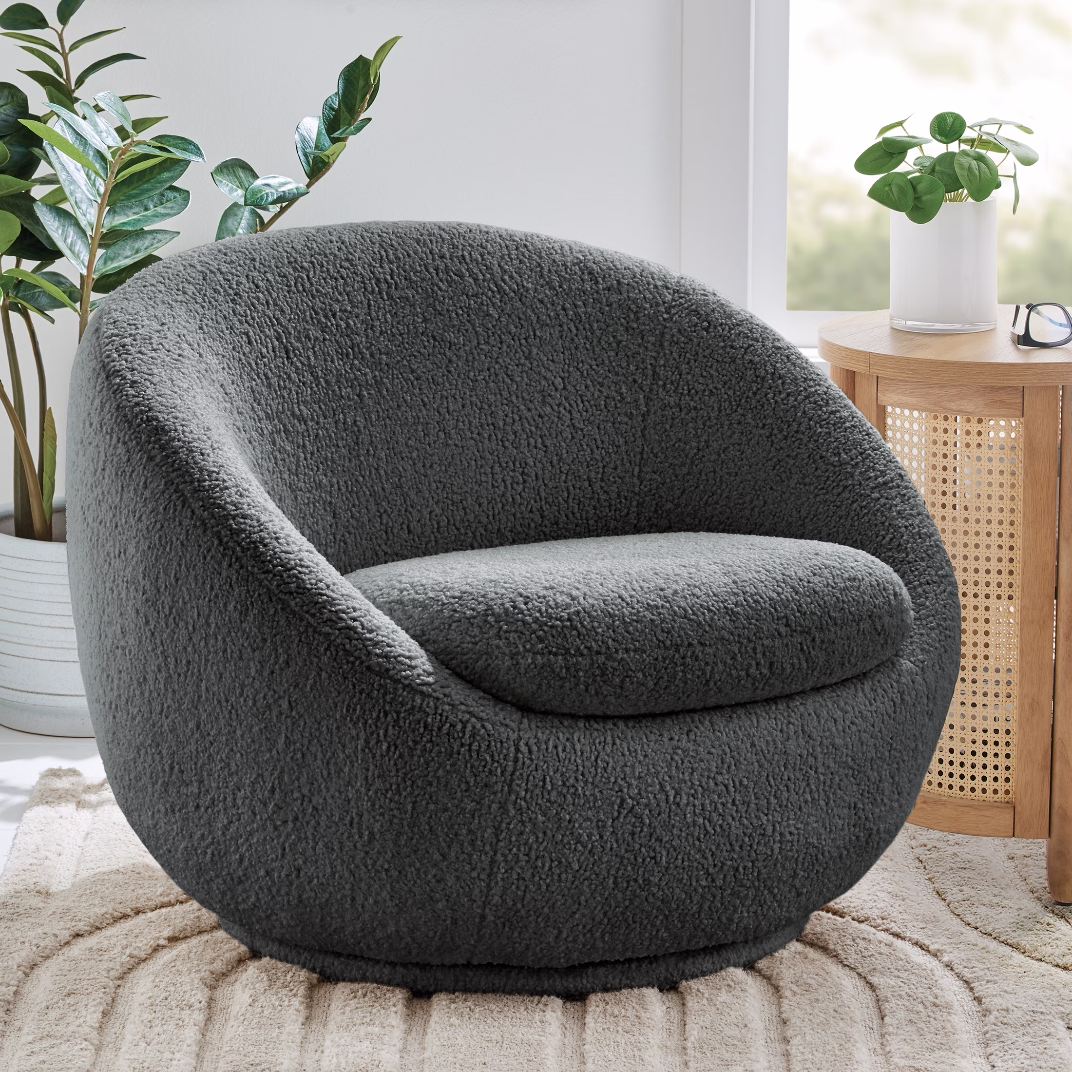 Better Homes & Gardens Mira Swivel Accent Chair, Cream Shearling