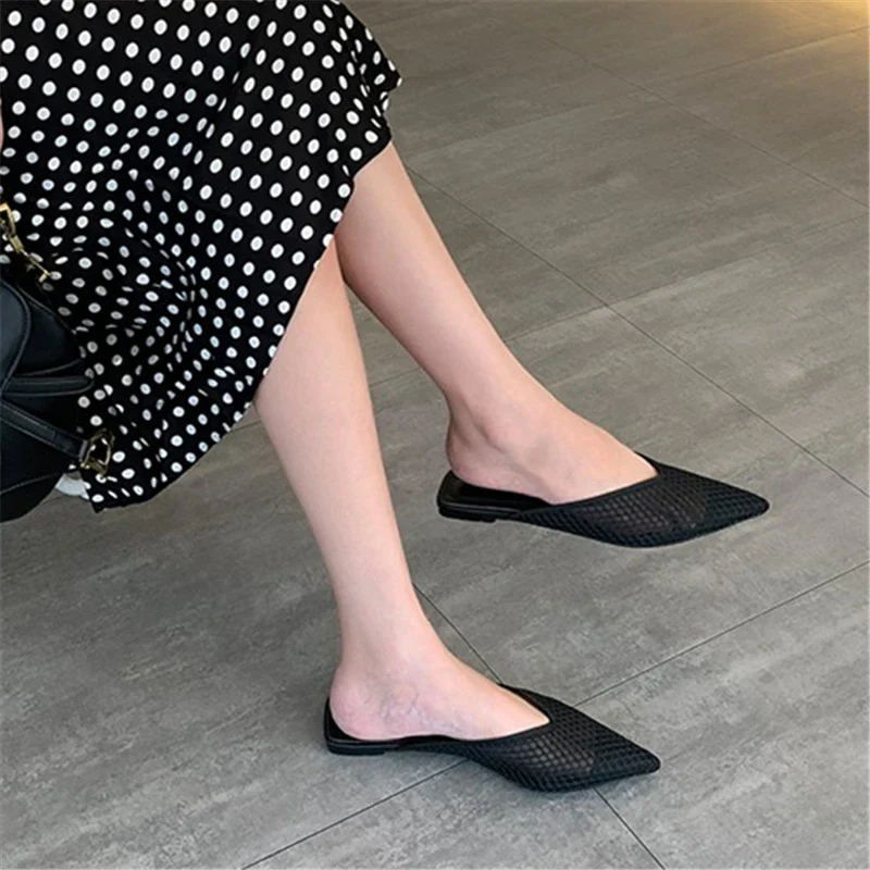 Sophie Paris | Mules plates en maille pour femmes