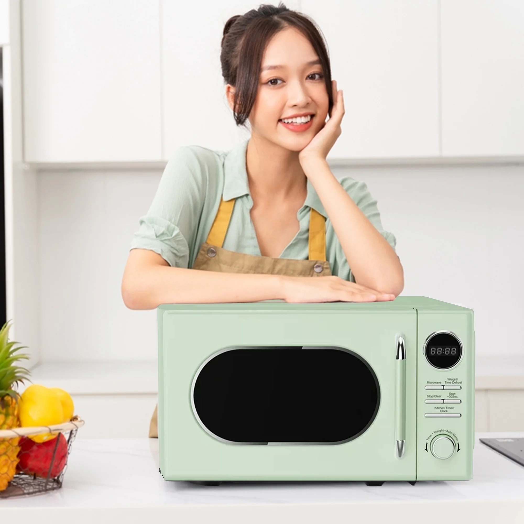 Open Box Magic Chef 0.7 Cubic Feet 700 Watt Classic Retro Microwave, Green