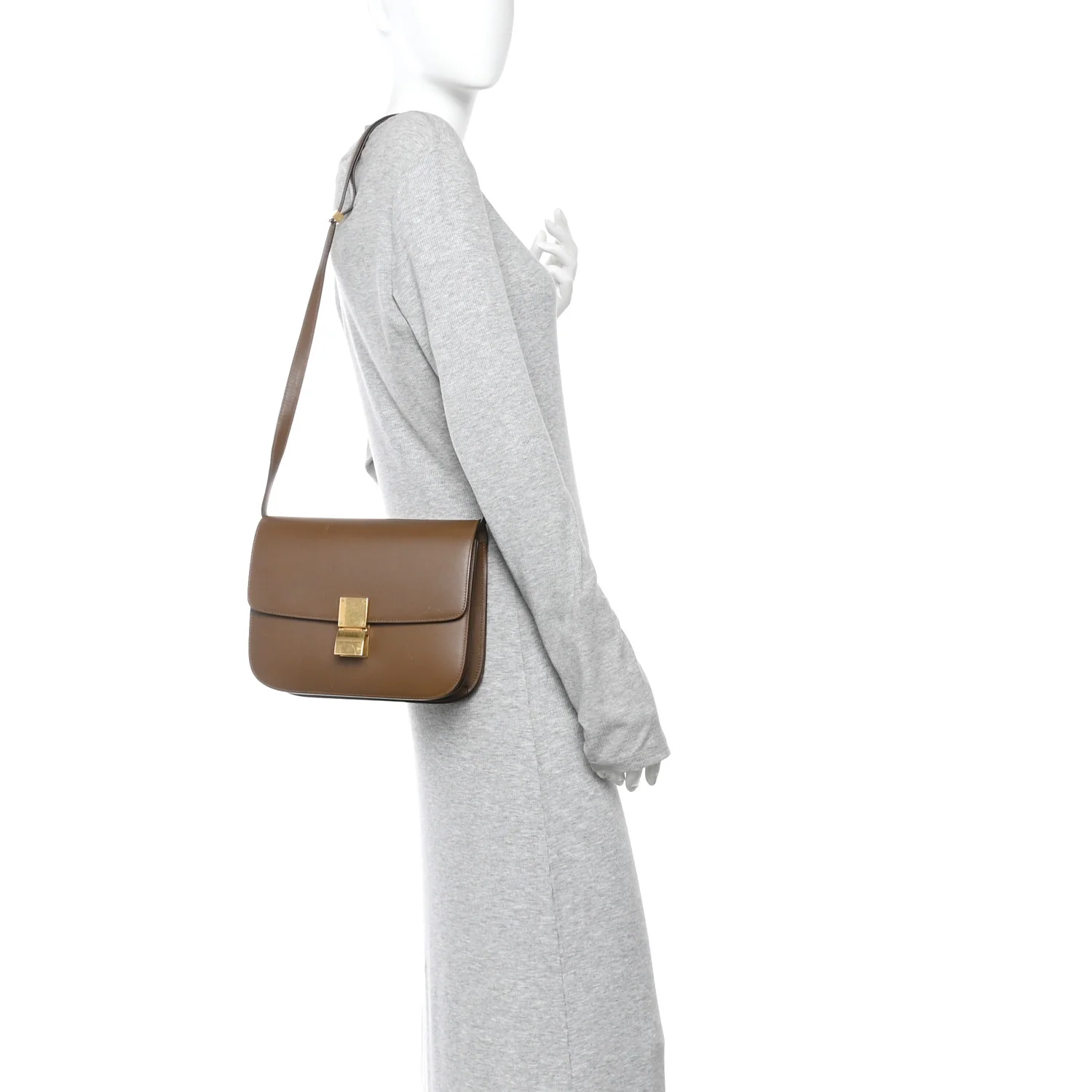 Box Calfskin Medium Classic Box Flap Bag Camel
