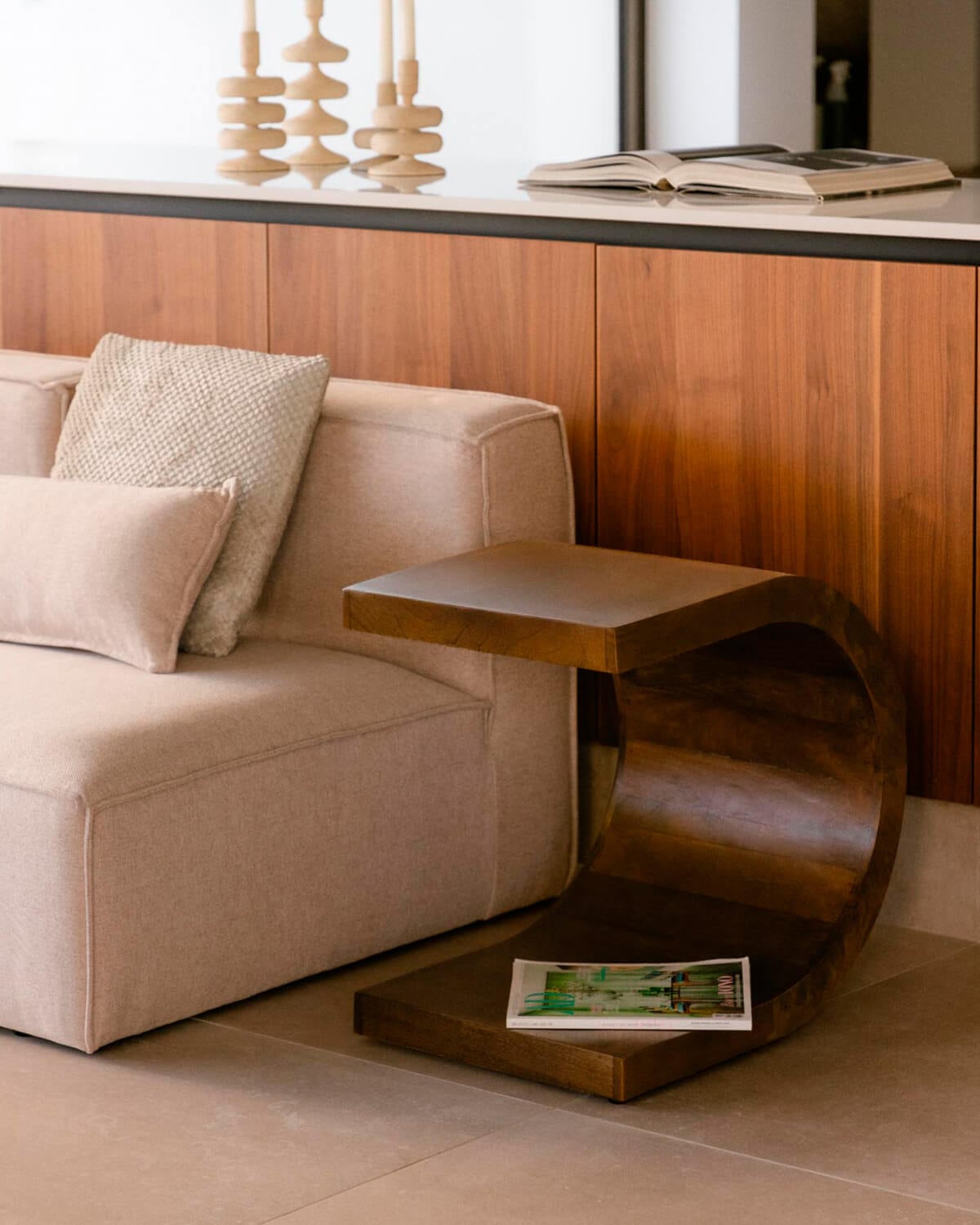 Adgar - Mesa Auxiliar de Madera de Mango (56x40 cm) Adgar