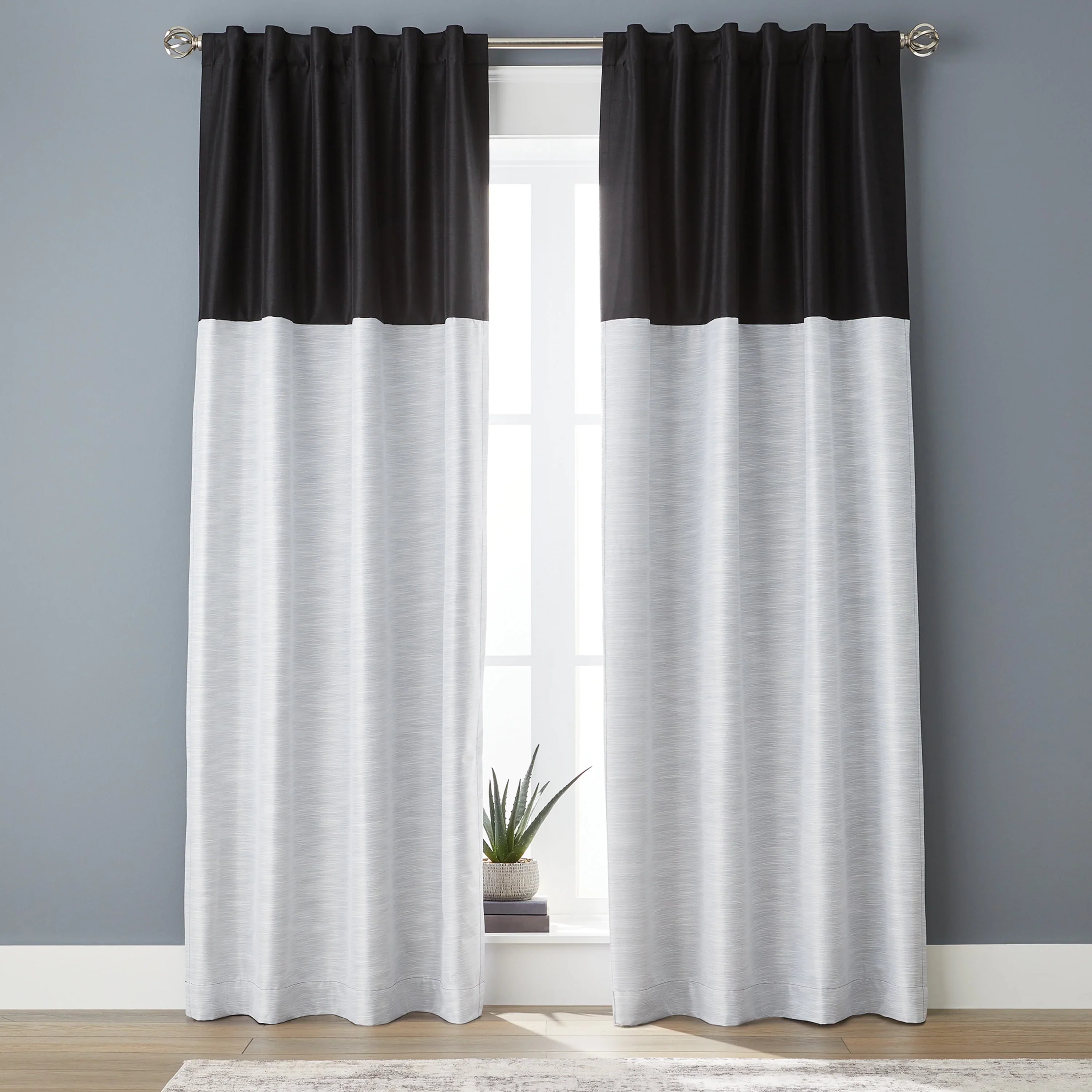 Better Homes & Gardens Colorblock Solid Polyester Pole Top Blackout Single Curtain Panel , 50x84 , Black