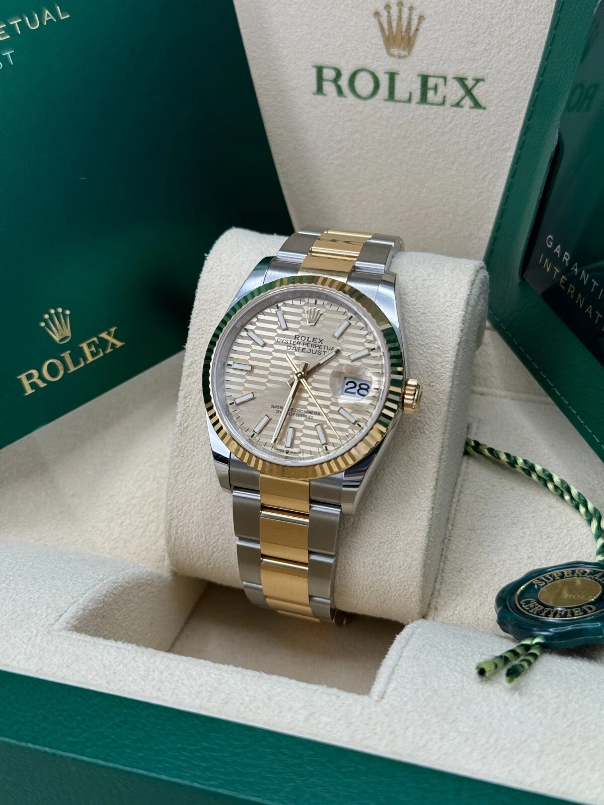 [Super Clone]RLX  Datejust 36mm 126233-0040 Golden Fluted Motif 36mm Dial Oyster Bracelet