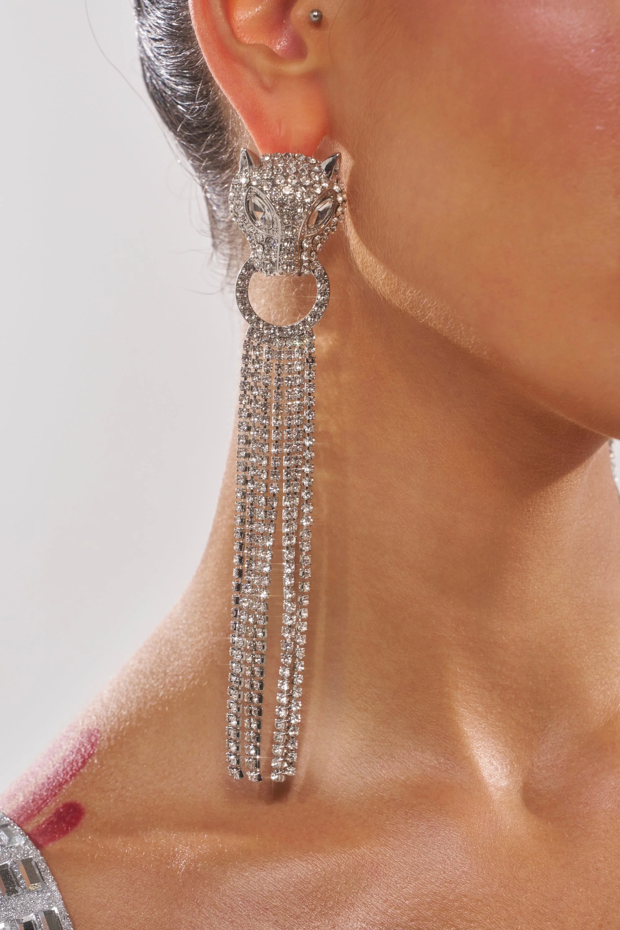 AT THE GALA EARRING - Akira Store