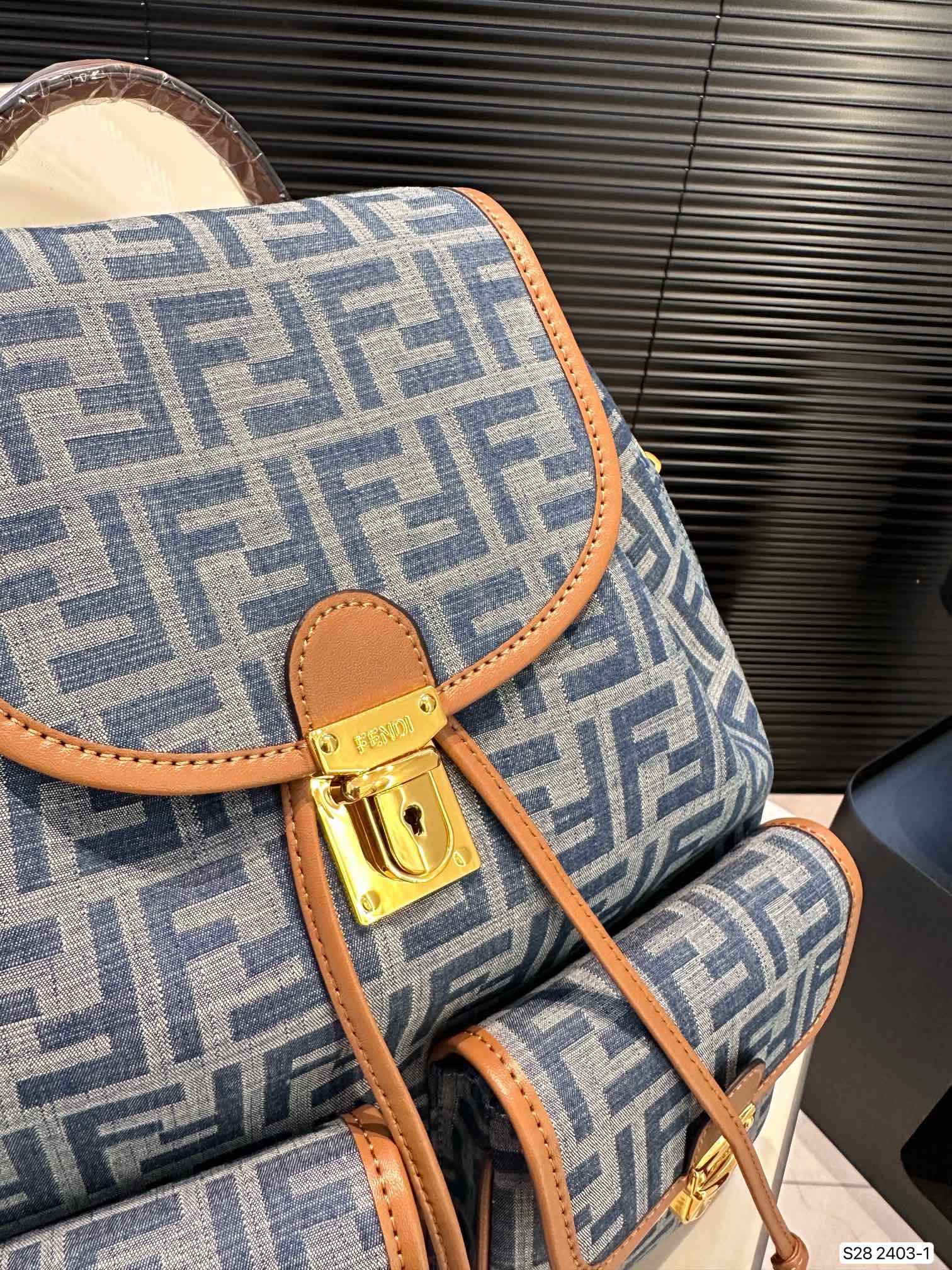 Fen new arrival backpack bag size?? 32 * 36  cm