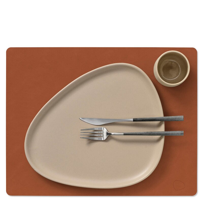 Square Nupo spisebrikke 35x45 cm Rust