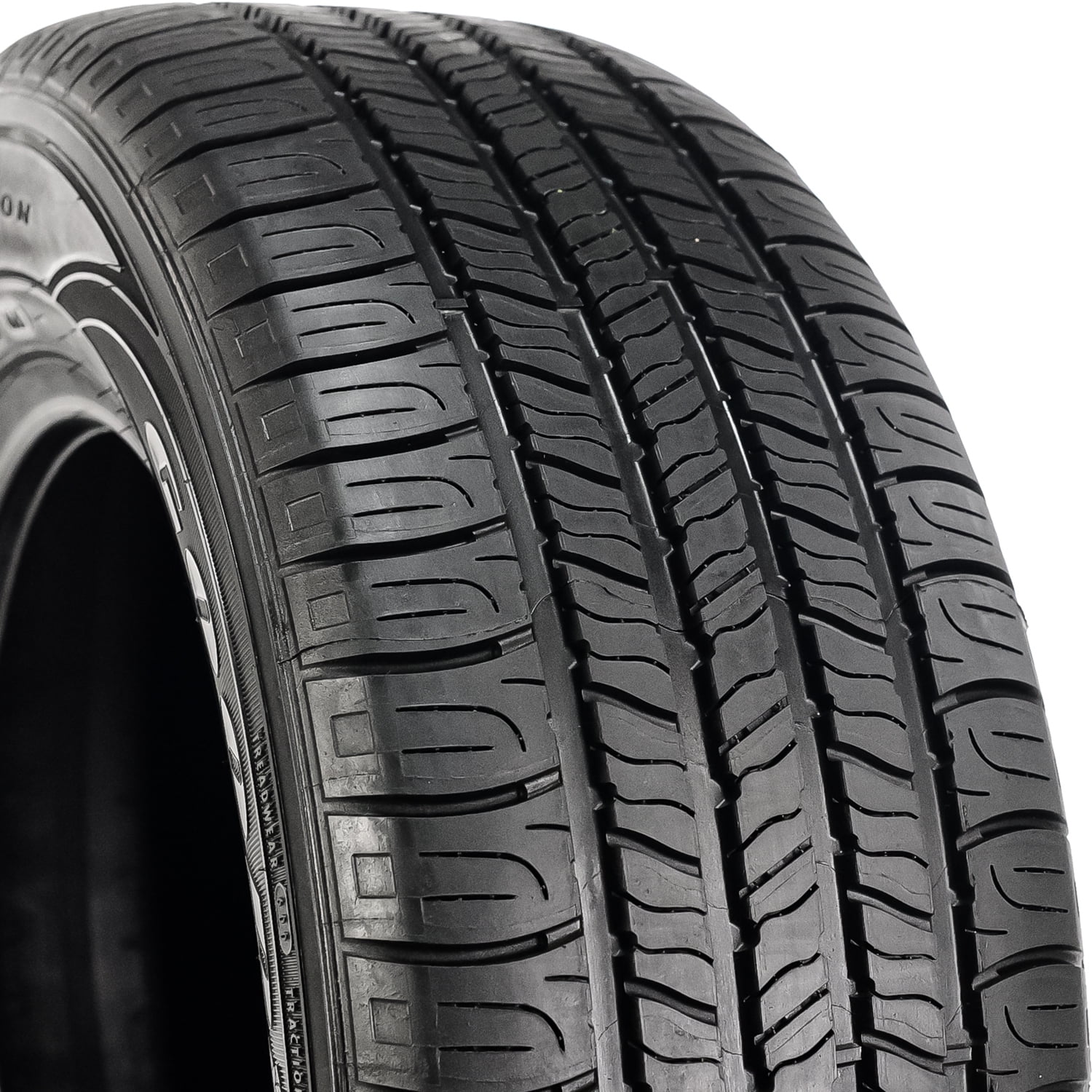 Set of 4 Goodyear Assurance All - Season 225/55R17 97T a/S Tires