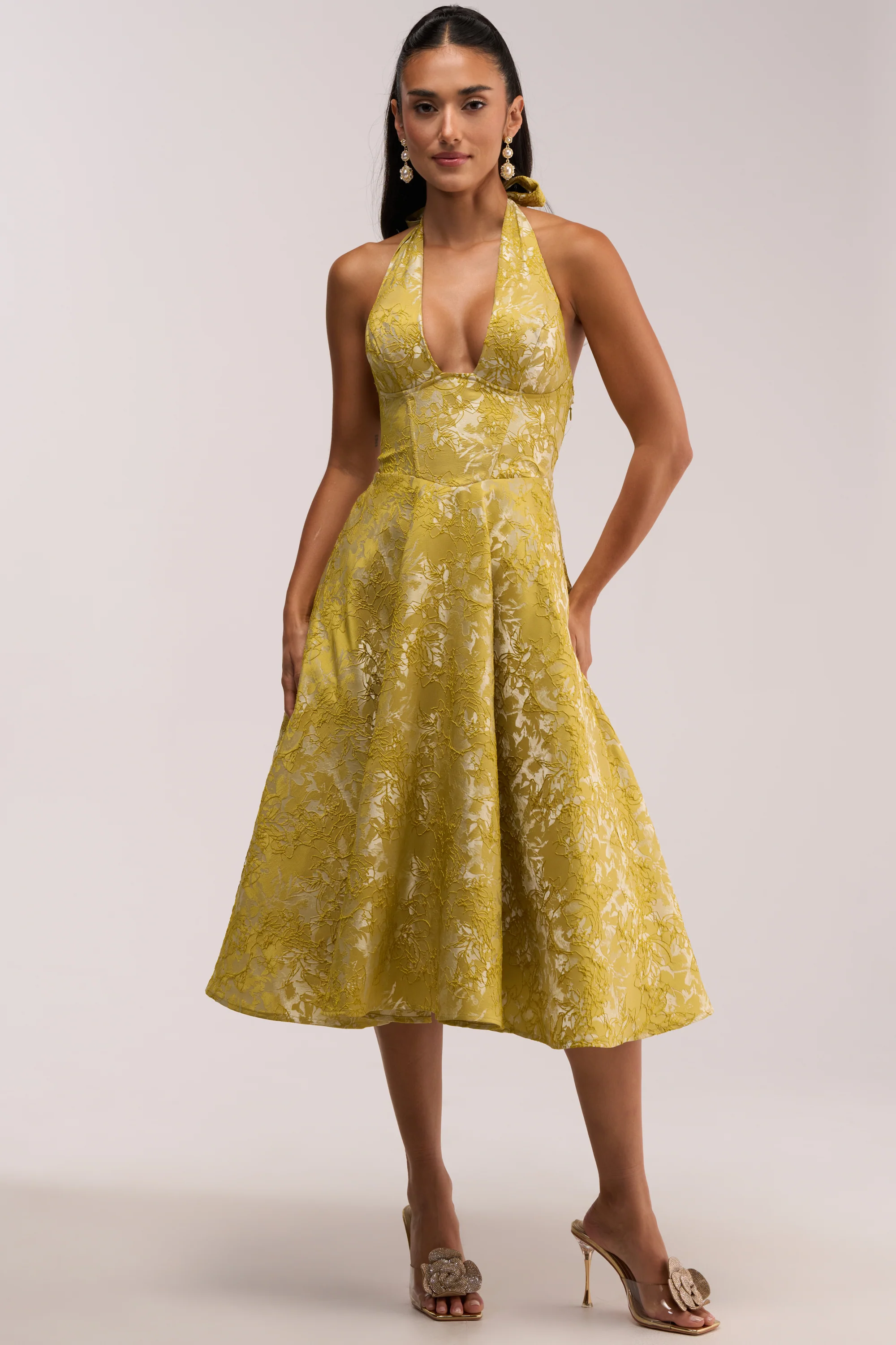 SWEET CAROLINE HALTER MIDI DRESS IN GREEN - Akira Store