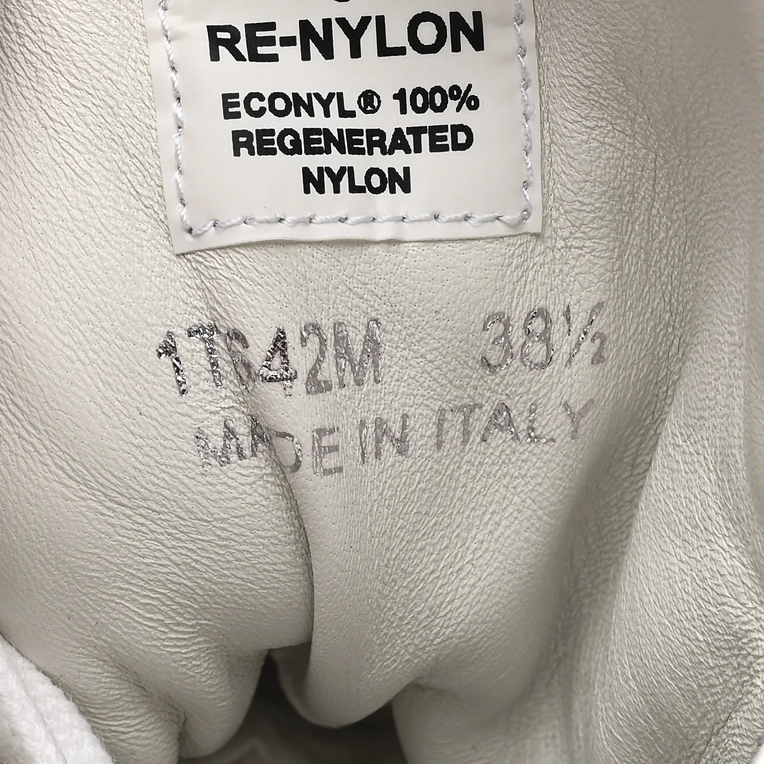 Re-Nylon Gabardine Spazzolato Macro Quilted Triangle Logo High Top 45mm Sneakers 38.5 White