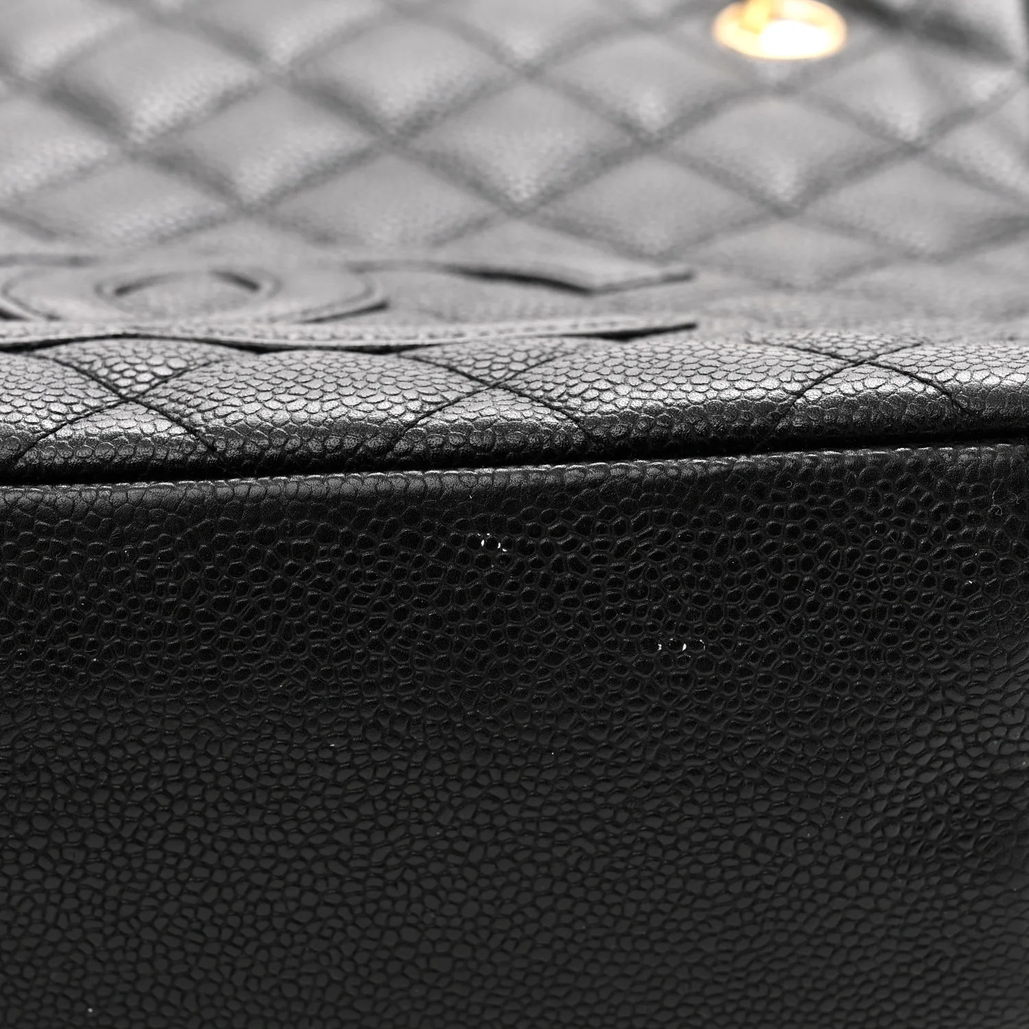 Caviar Quilted Petit Shopping Tote PST Black