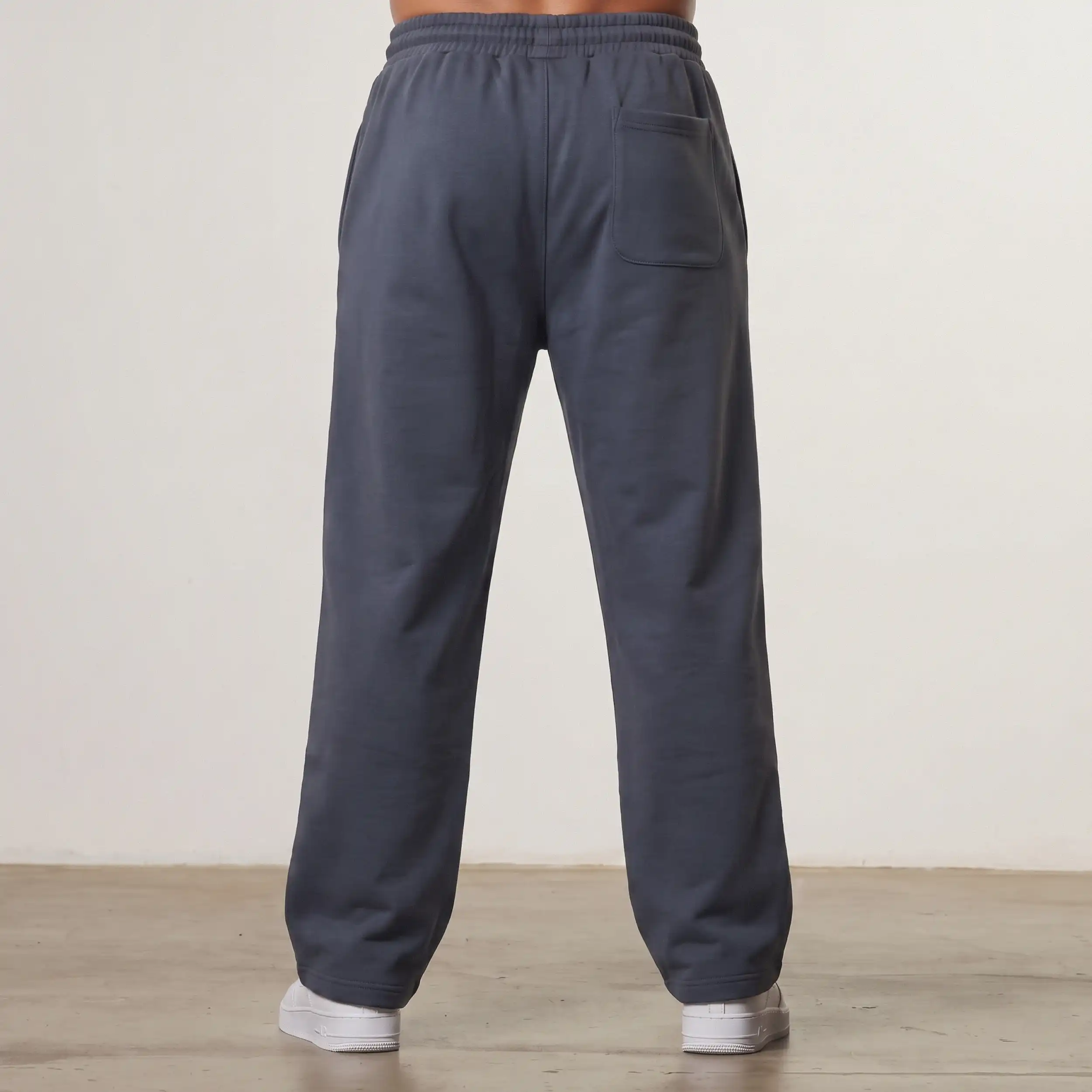 EVOLVE DARK GREY STRAIGHT LEG SWEATPANT