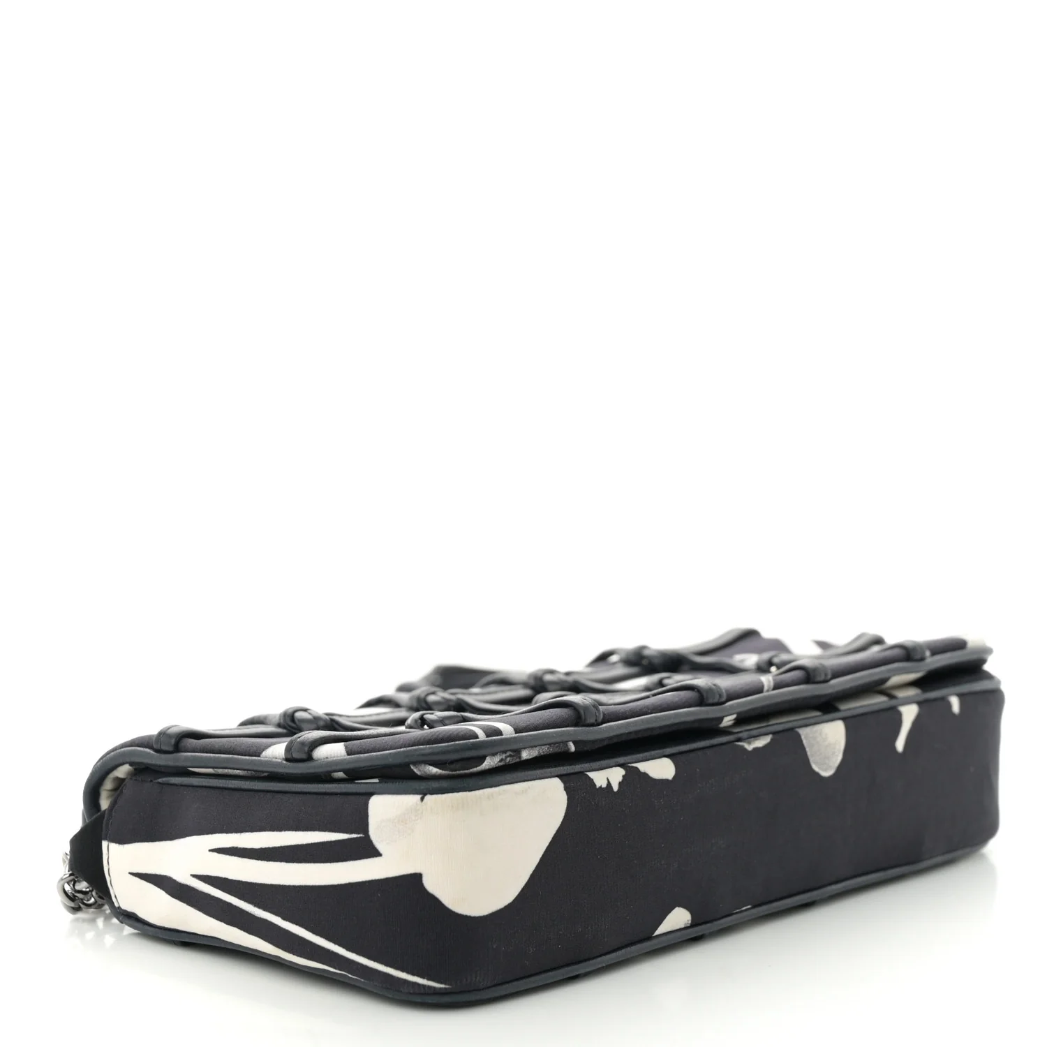 Silk Lambskin Tahiti Timeless Flap Navy White