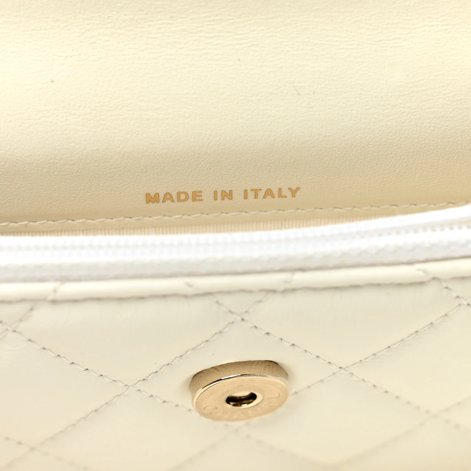 Calfskin Quilted Maxi Pearls Clutch With Chain  White