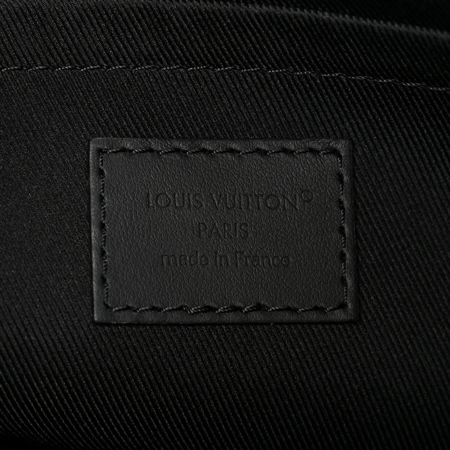 Calfskin Aerogram Fastline Messenger Black