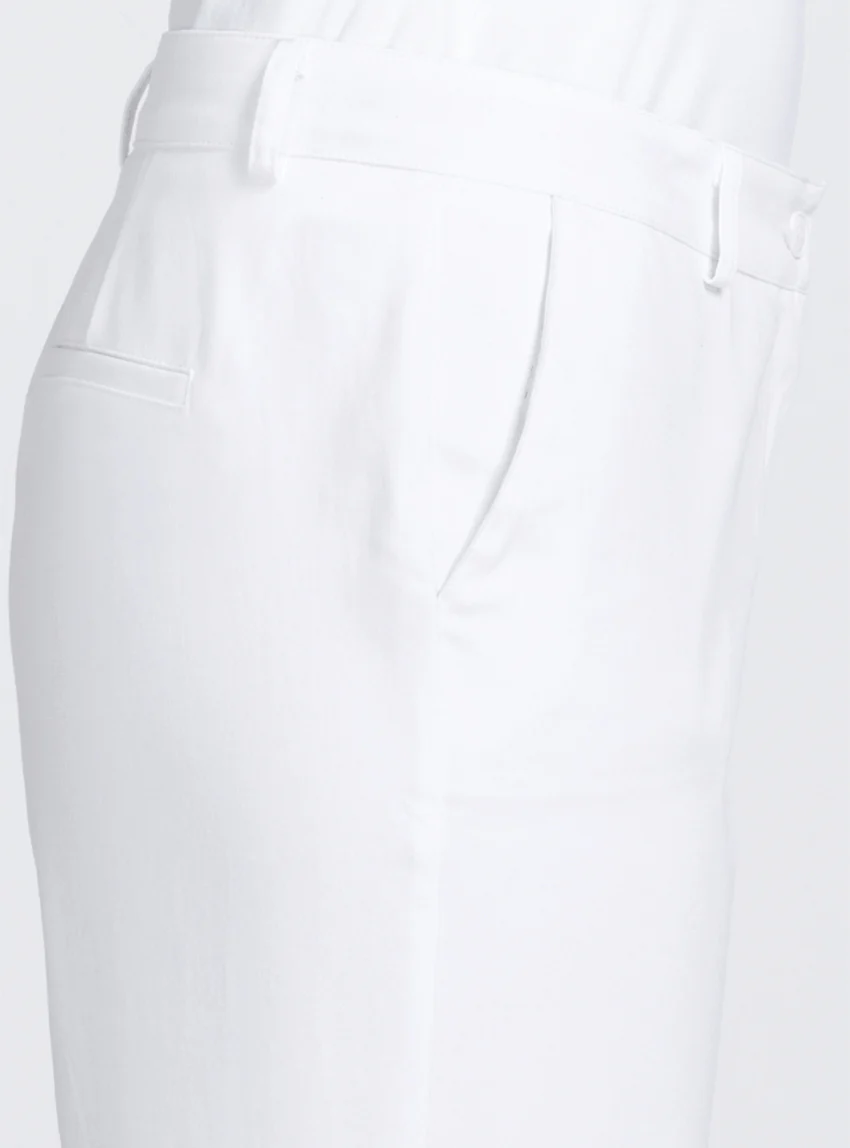 Pantacourt chino femme en coton blanc