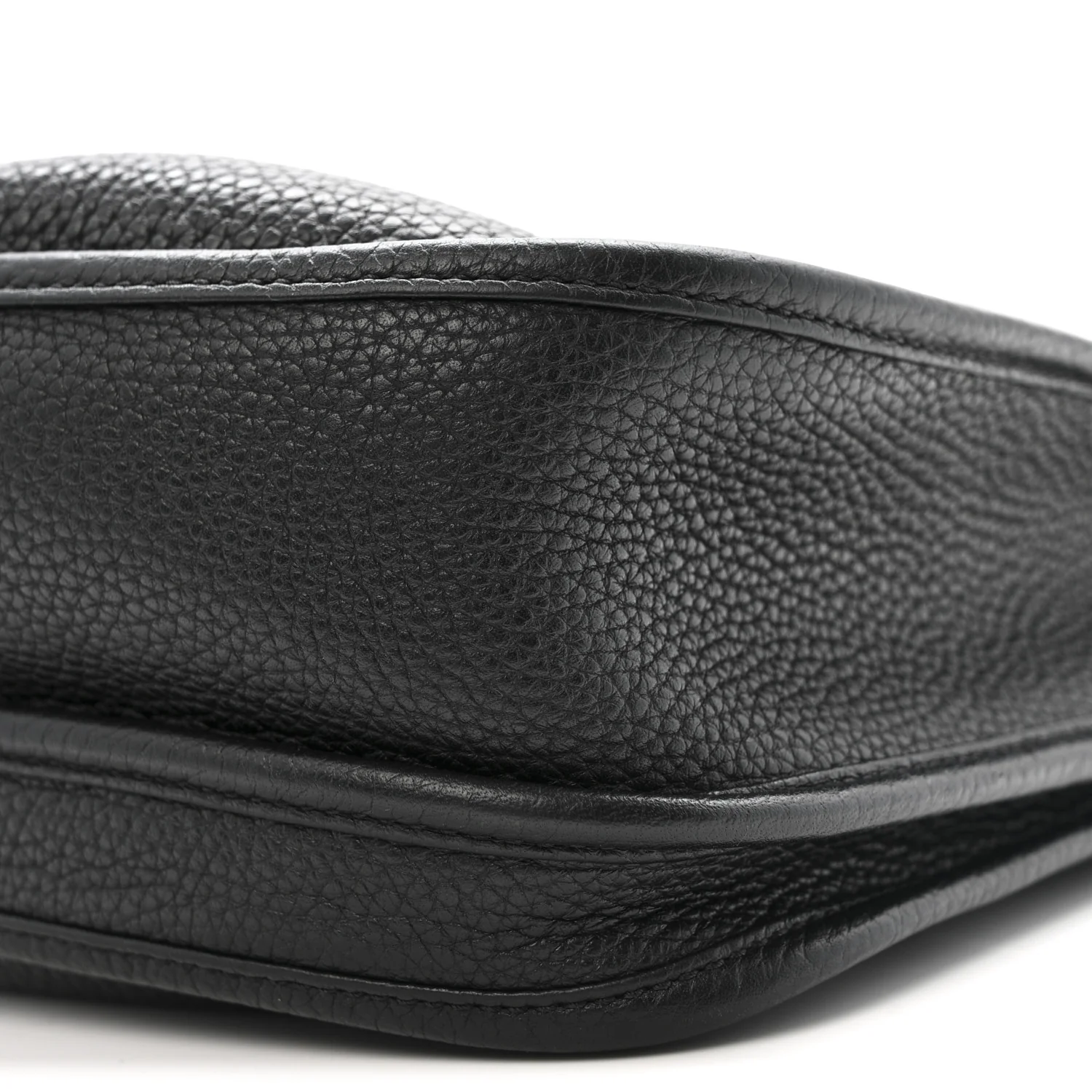 Taurillon Clemence Evelyne III PM Black