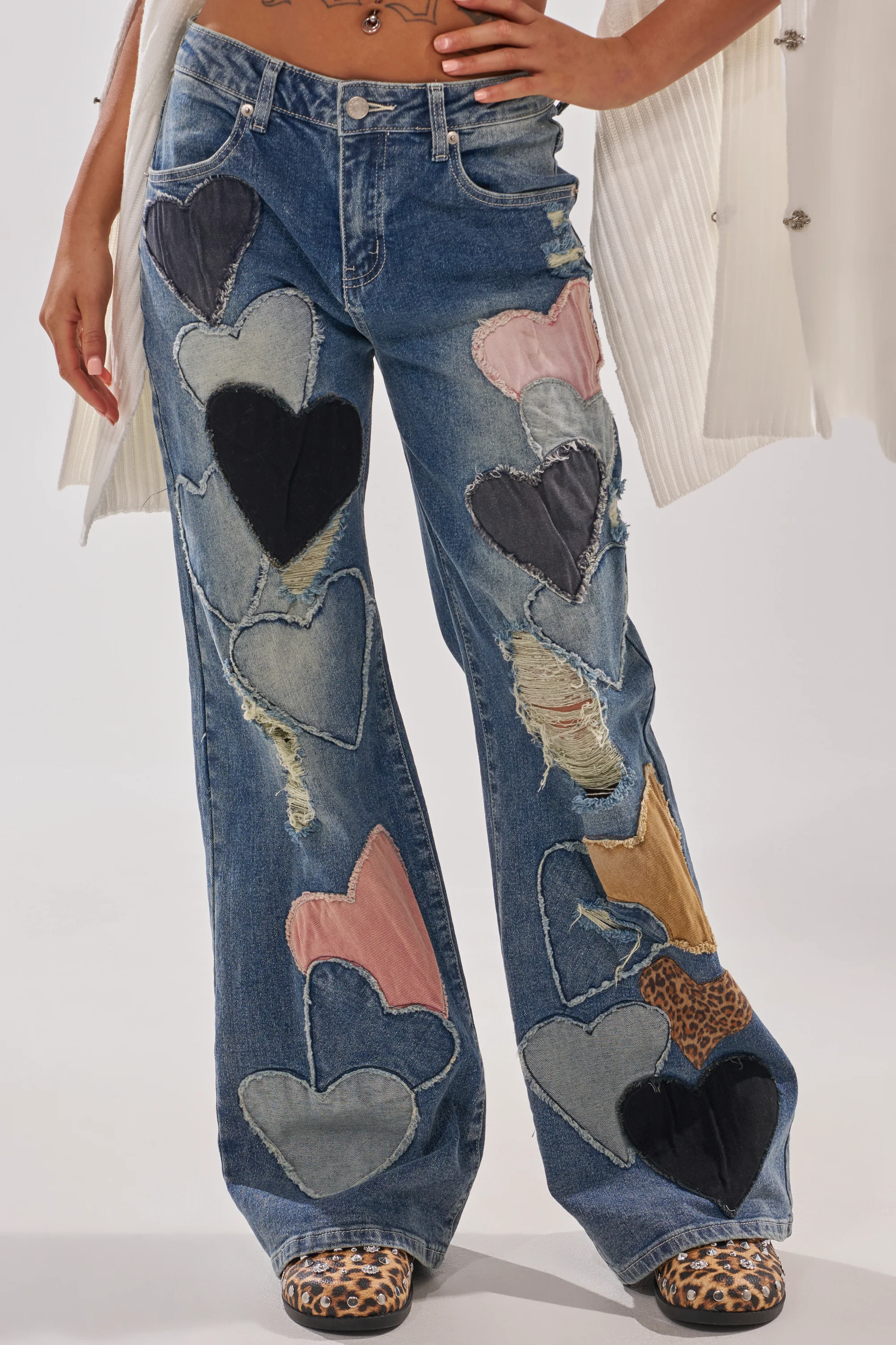 LOVE ME HARD RELAXED DENIM - Akira Store
