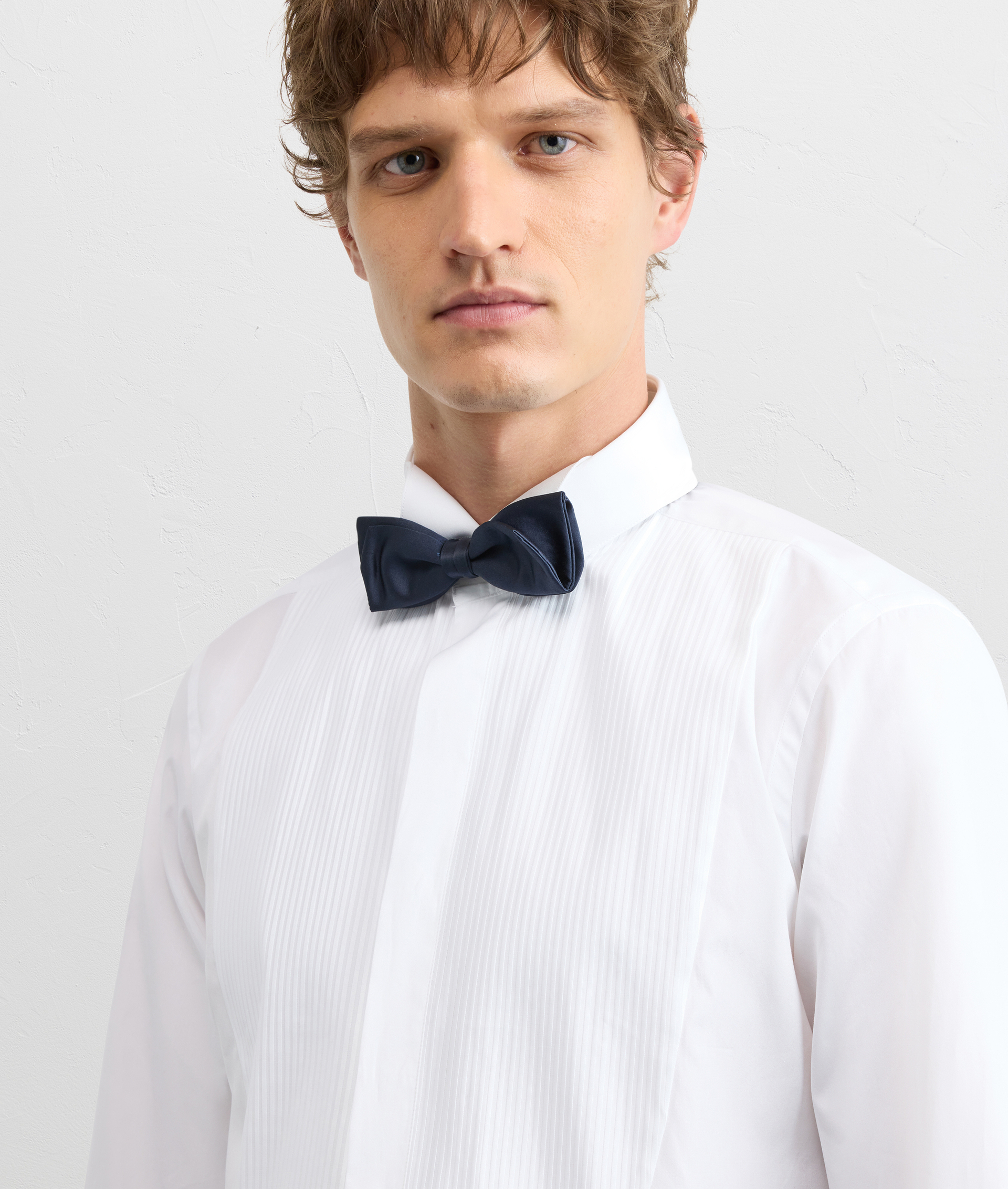 PURE WHITE COTTON SHIRT WITH CUFF COLLAR AND PLEATED PLASTRON