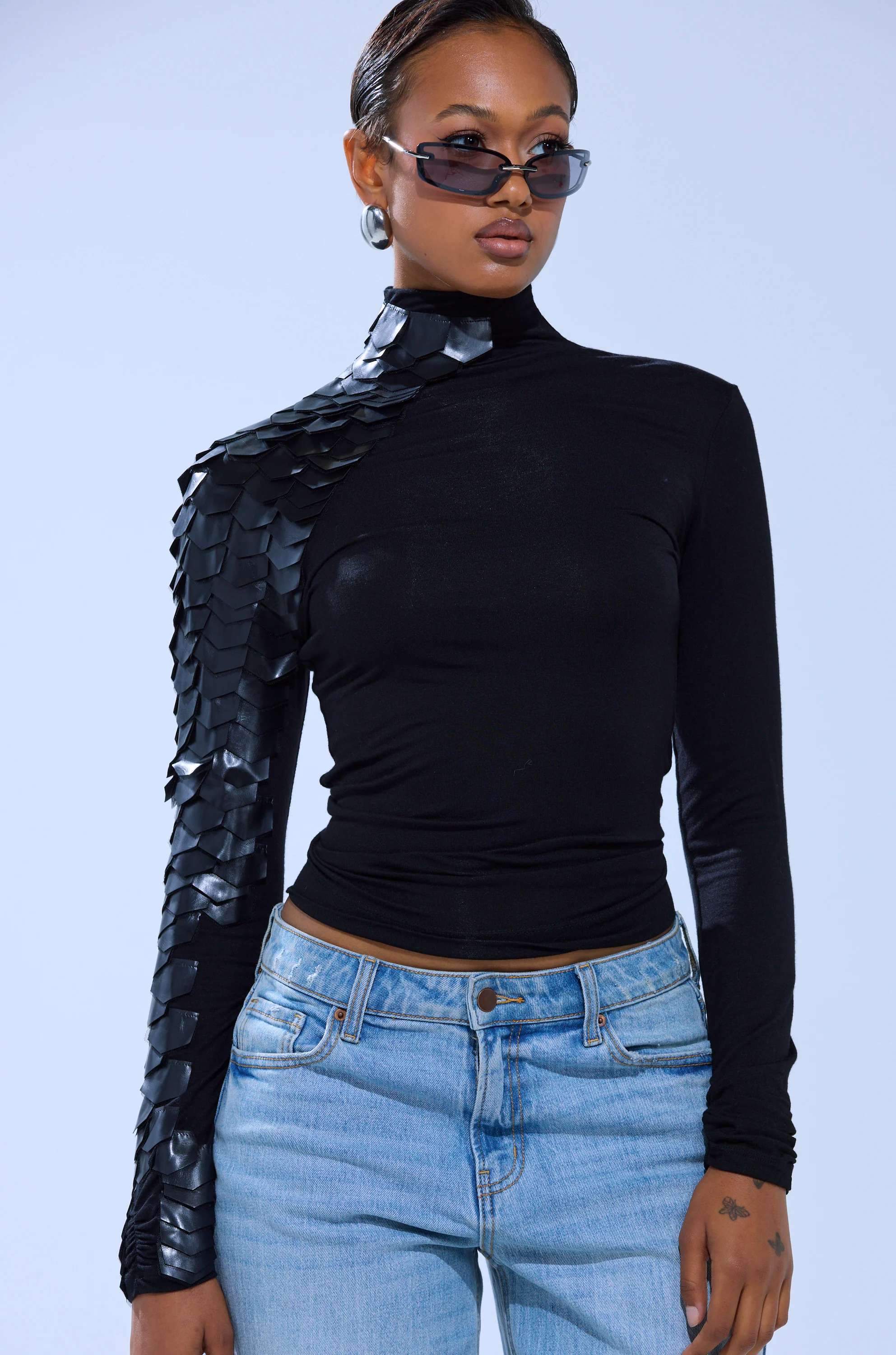 NASTASIA SCALE TOP - Akira Store