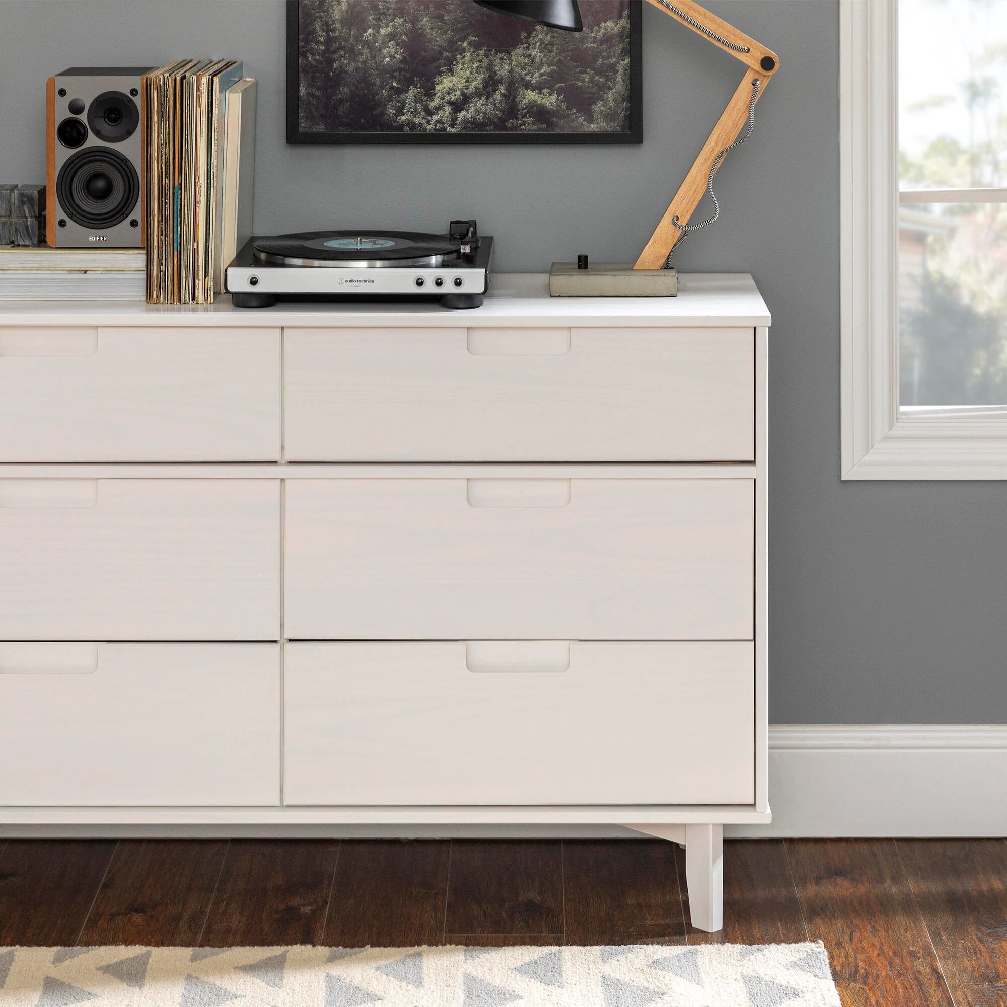 Commode en bois caramel à 6 tiroirs, style moderne du milieu du siècle